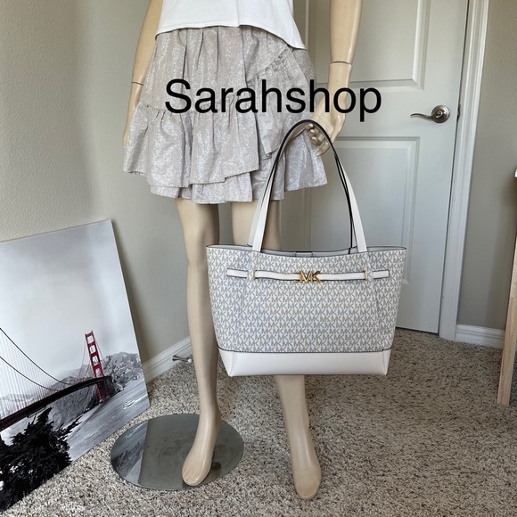 🌼Michael Kors Purse - Picture 8 of 14